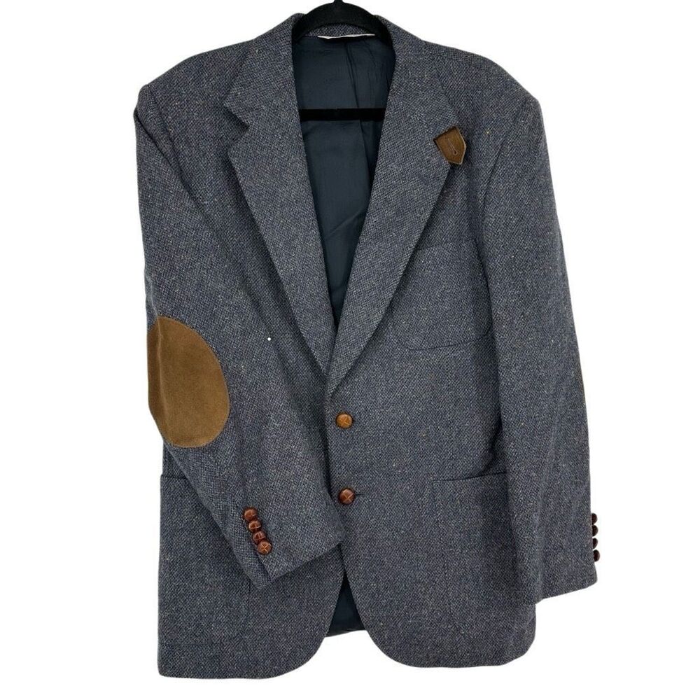 Vintage Gray Herringbone Sport Coat with Brown Elbow Patches